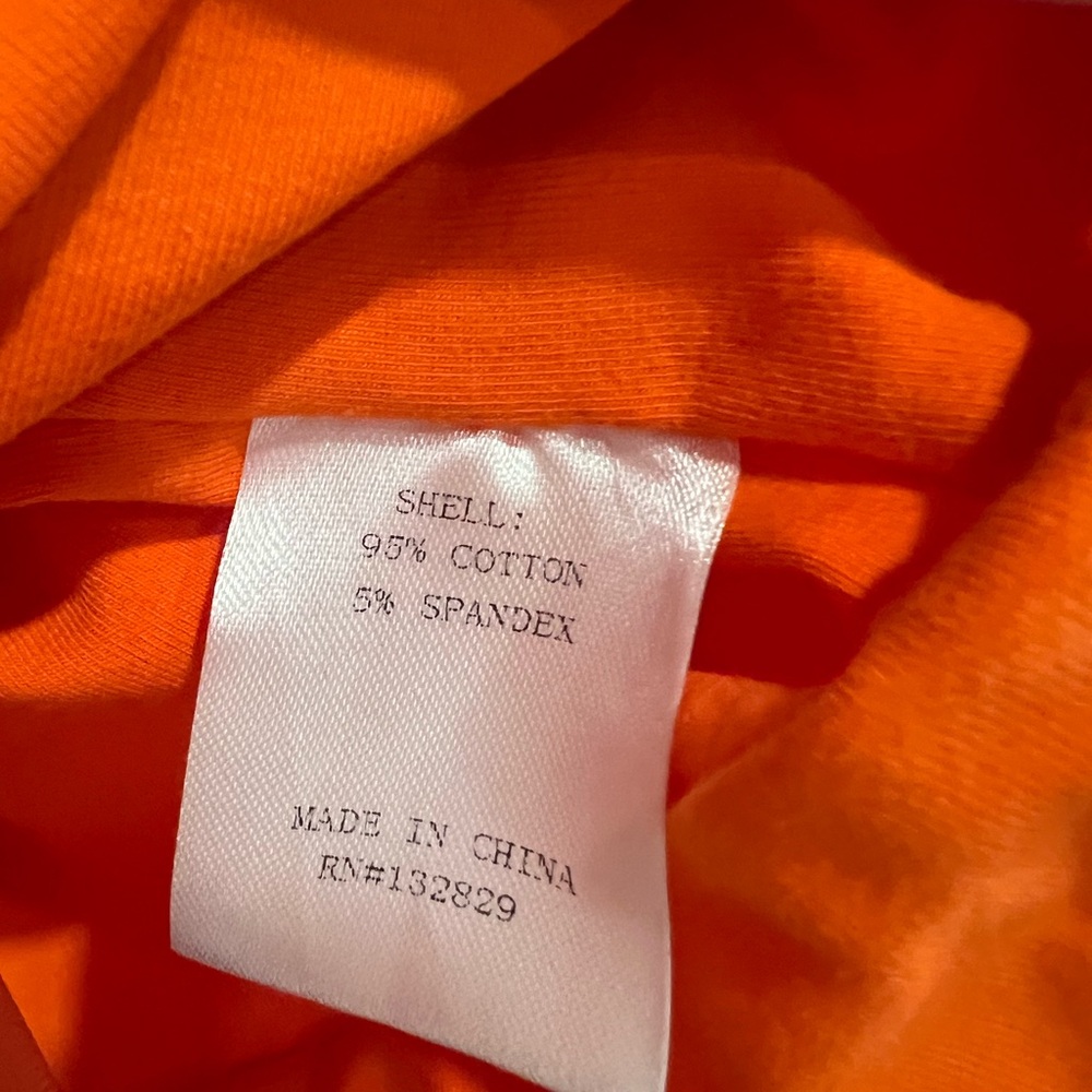 Fun Superdown Orange Top 🧡 - Picture 6 of 6
